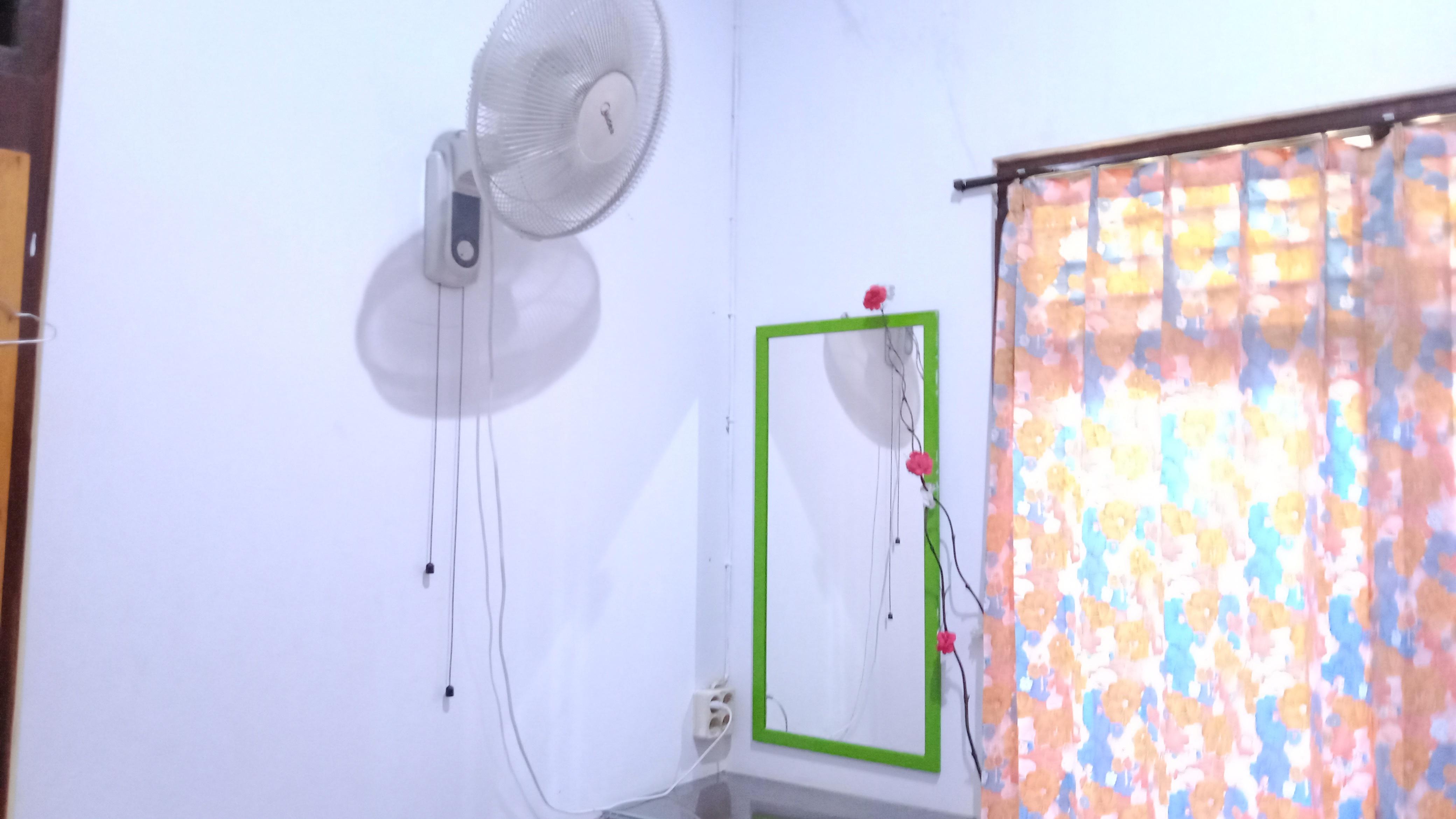 Tiga Dua Homestay Jogyakarta Zewnętrze zdjęcie