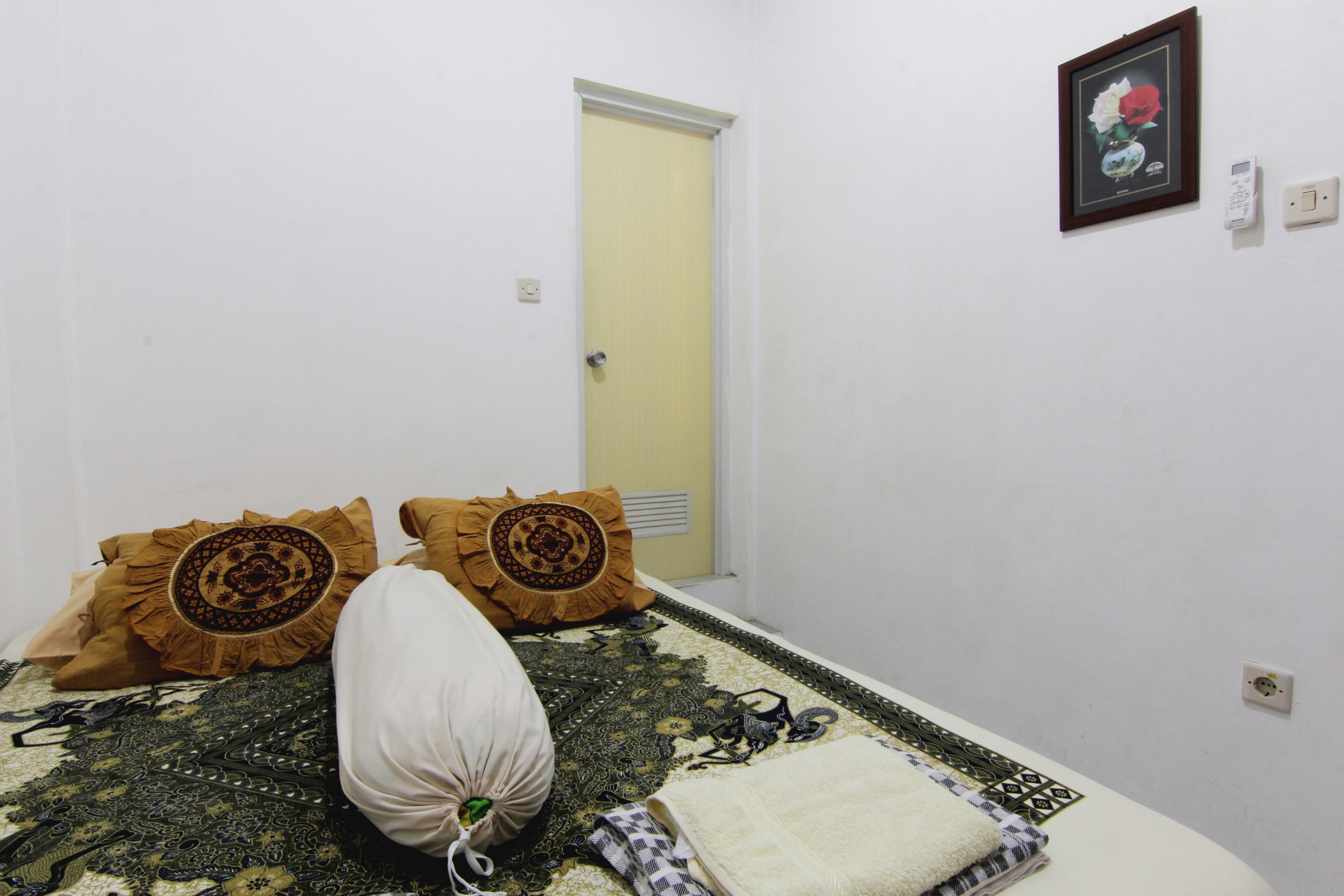 Tiga Dua Homestay Jogyakarta Zewnętrze zdjęcie
