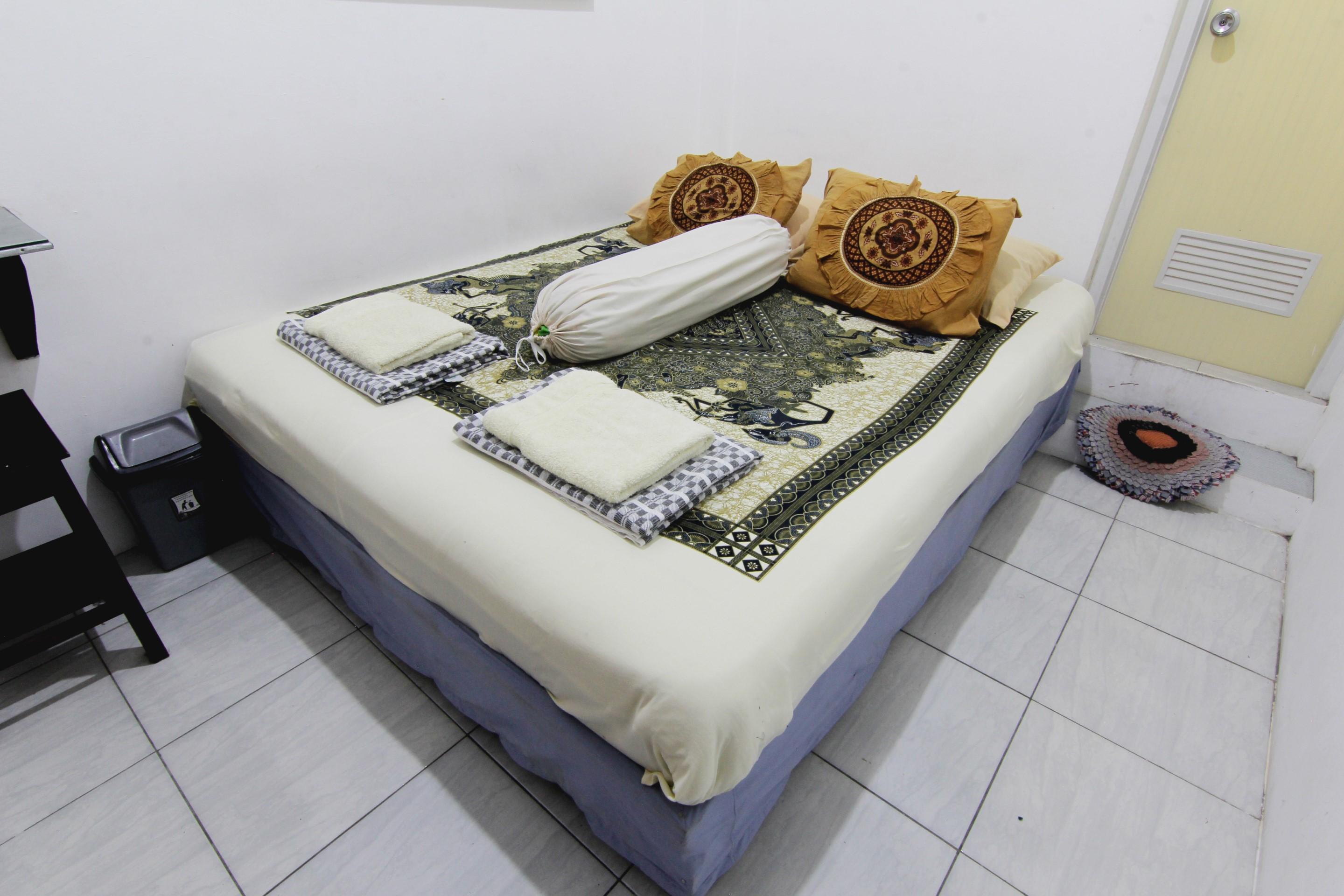 Tiga Dua Homestay Jogyakarta Zewnętrze zdjęcie