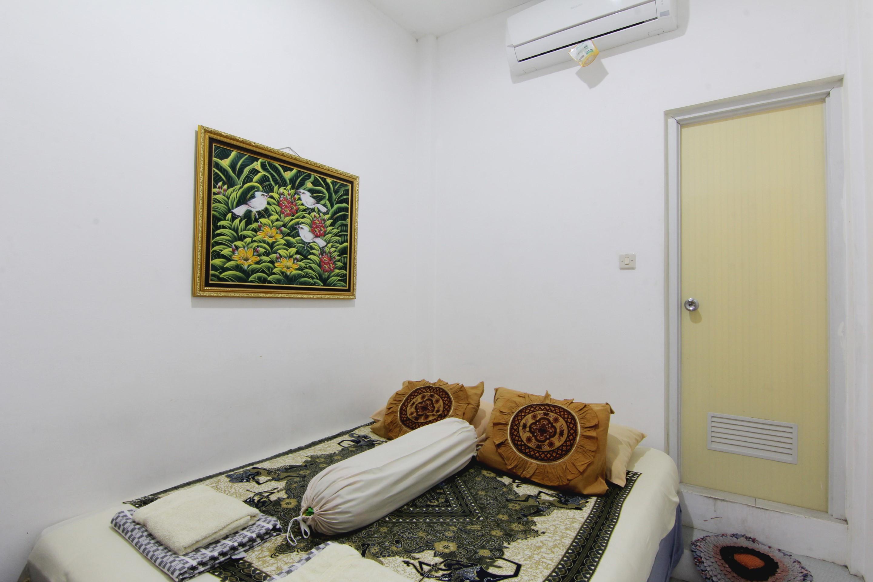 Tiga Dua Homestay Jogyakarta Zewnętrze zdjęcie
