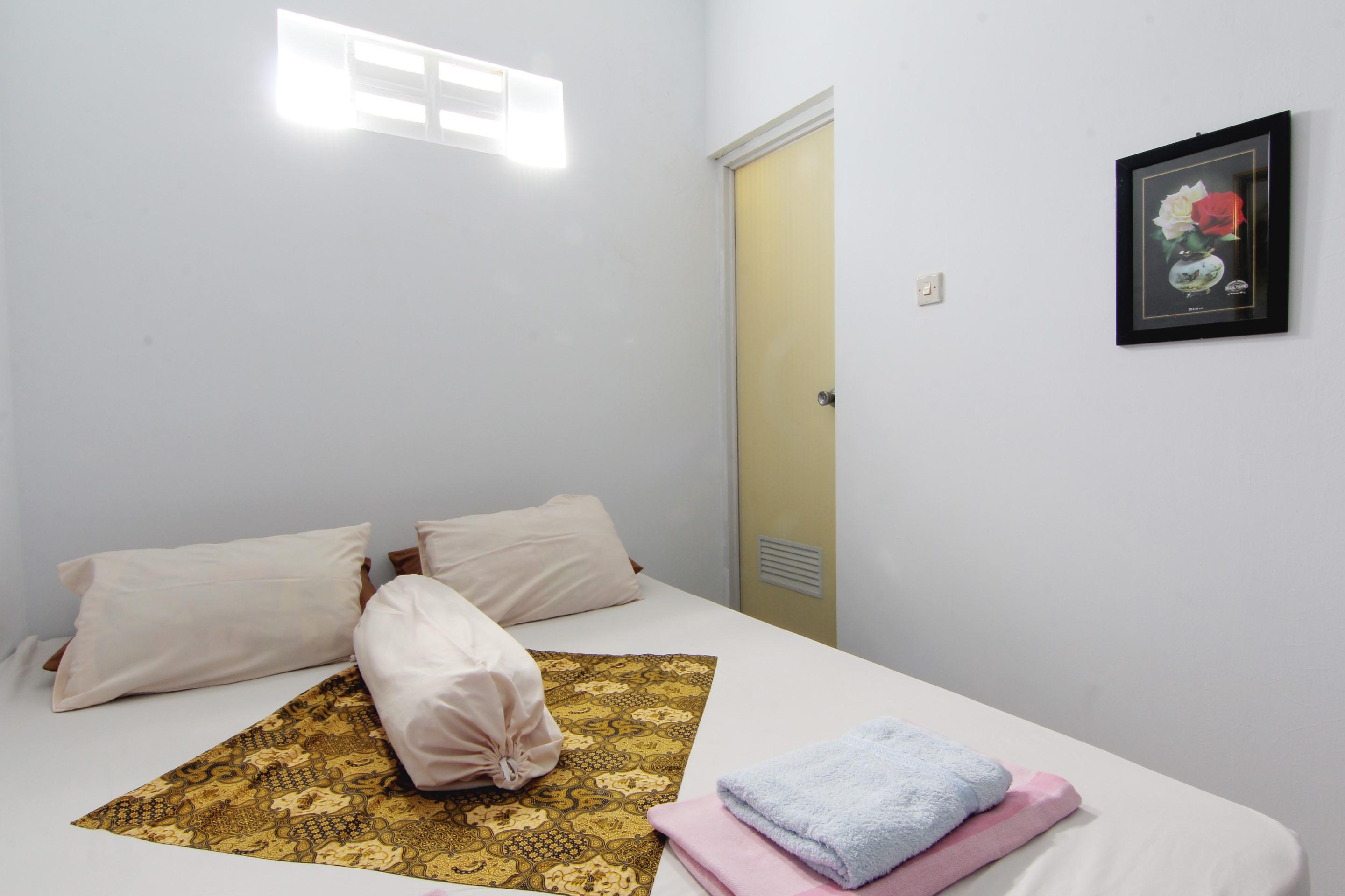 Tiga Dua Homestay Jogyakarta Zewnętrze zdjęcie
