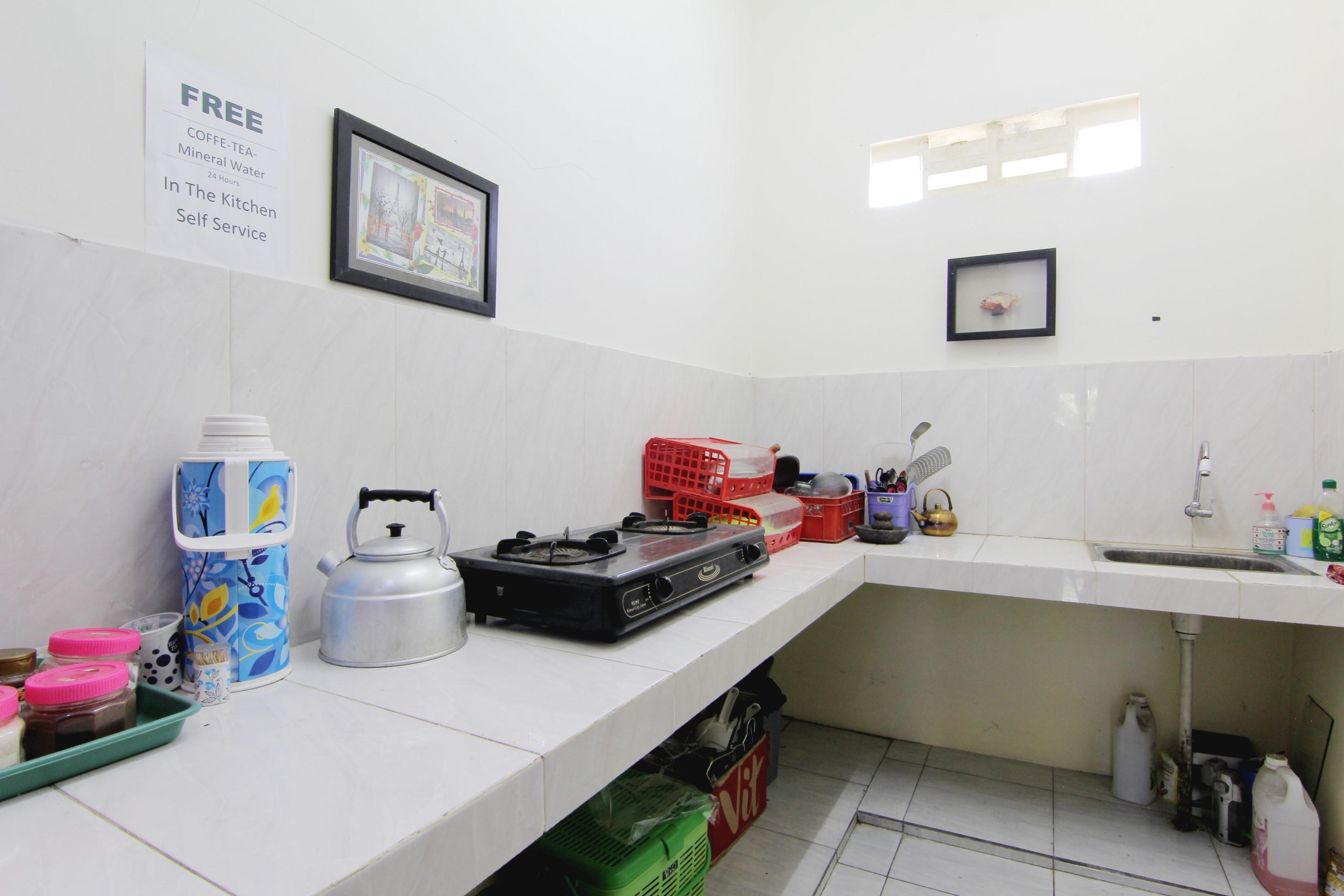 Tiga Dua Homestay Jogyakarta Zewnętrze zdjęcie