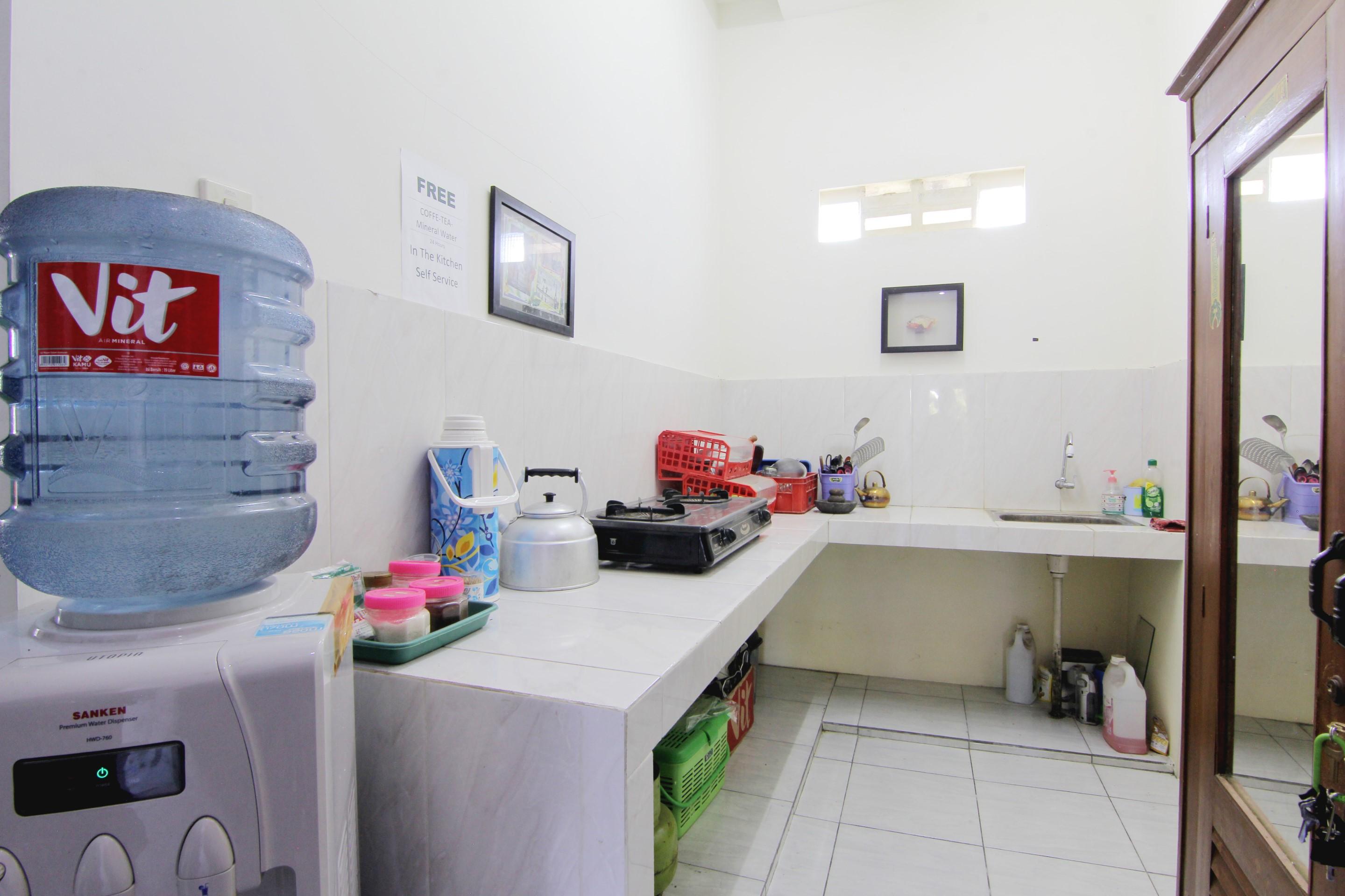 Tiga Dua Homestay Jogyakarta Zewnętrze zdjęcie