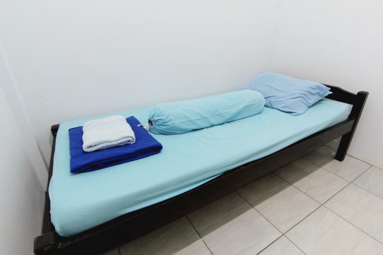 Tiga Dua Homestay Jogyakarta Zewnętrze zdjęcie
